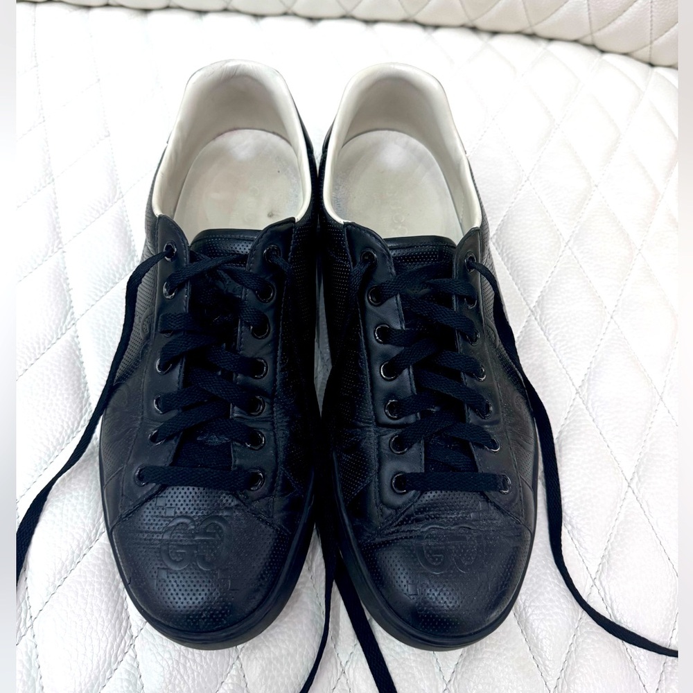 Gucci men’s black sneaker